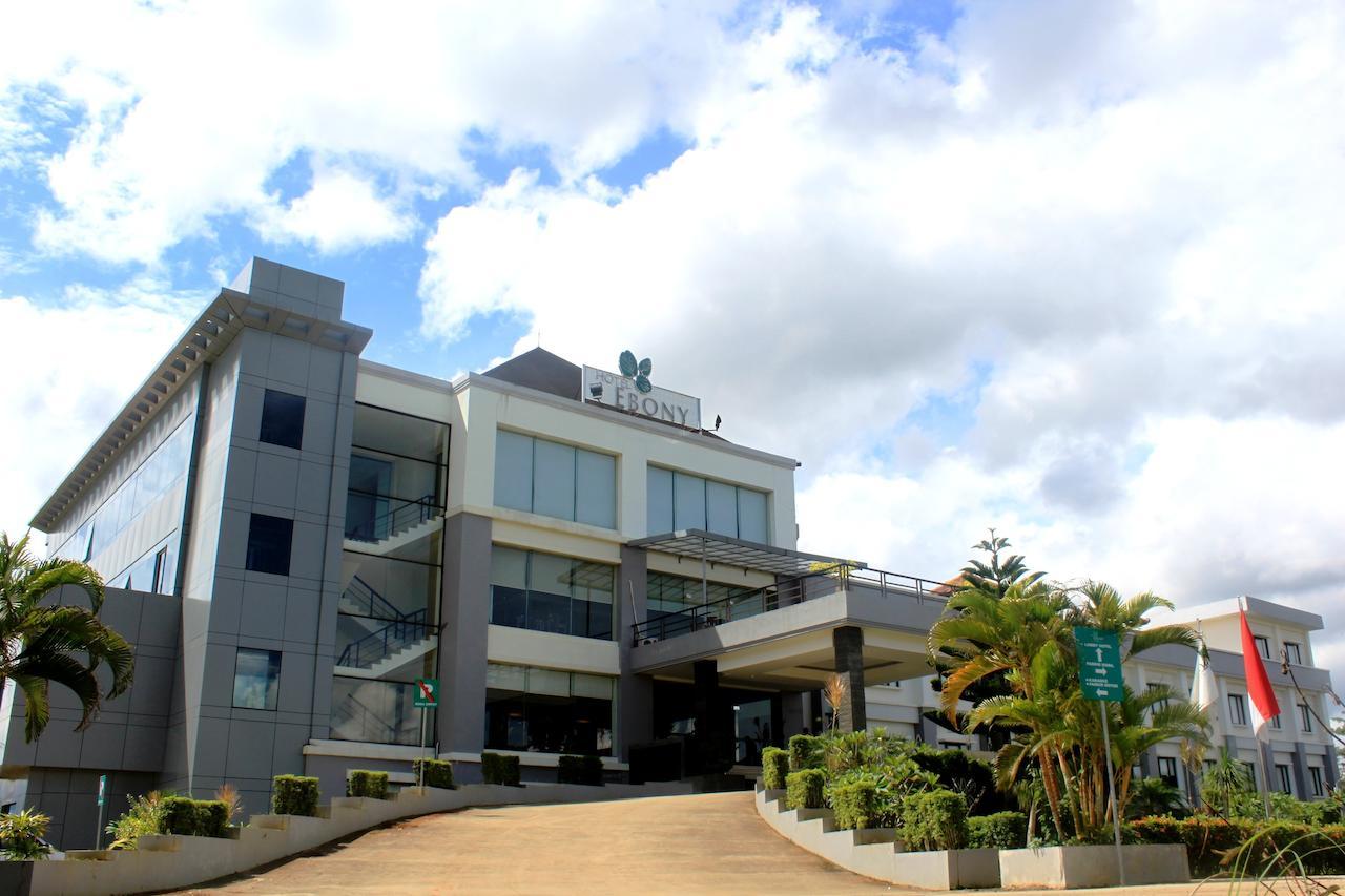 Hotel Ebony Batulicin Exterior photo
